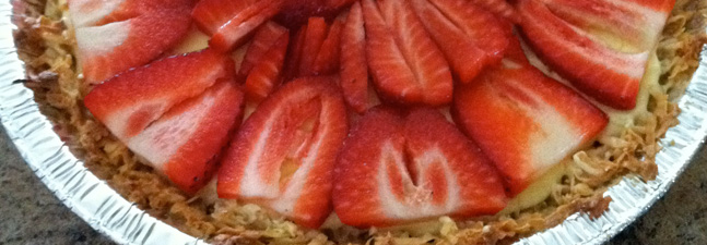 Strawberry Cheesecake with Macaroon Crust